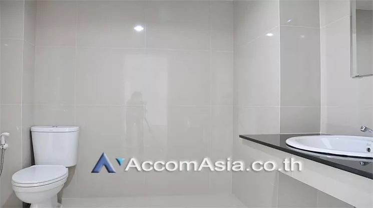 6  Office Space For Rent in Sukhumvit ,Bangkok BTS Asok - MRT Sukhumvit at Asoke Court AA14343